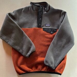 Patagonia Kids Two-Tone Gray and Rust Snap Pullover Fleece Hoodie